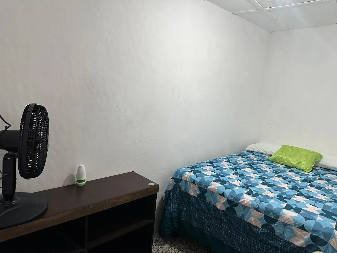 בית הארחה מלון אנטיגואה גואטמלה Hostal Casita Real