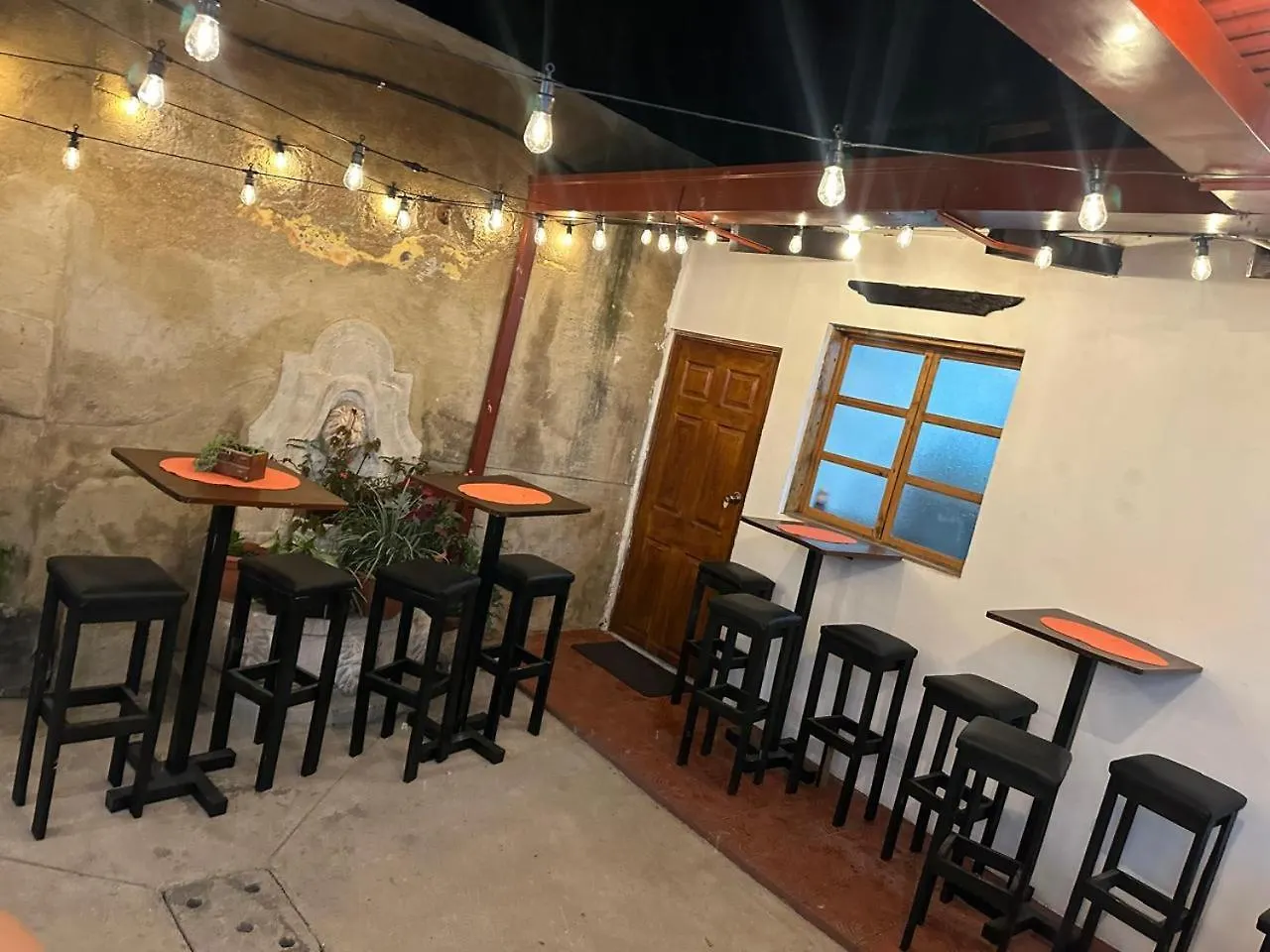 בית הארחה מלון אנטיגואה גואטמלה Hostal Casita Real